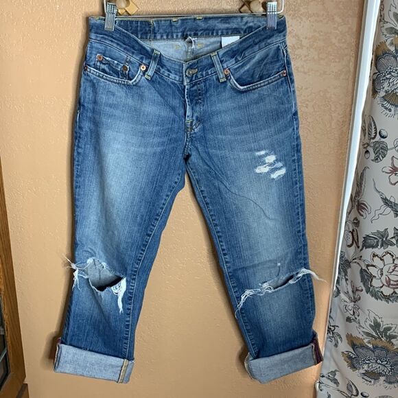 Lucky Brand Distressed Sweet Dream Cuffed Crop Size 4/27 - Picture 3 of 16
